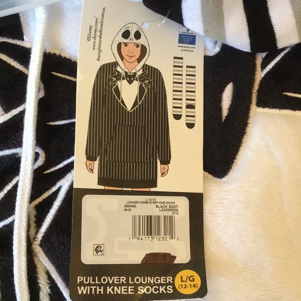Disney’s Nightmare Before Christmas Jack Sleep Lounger with Socks Size: L-14/16 - Picture 6 of 14